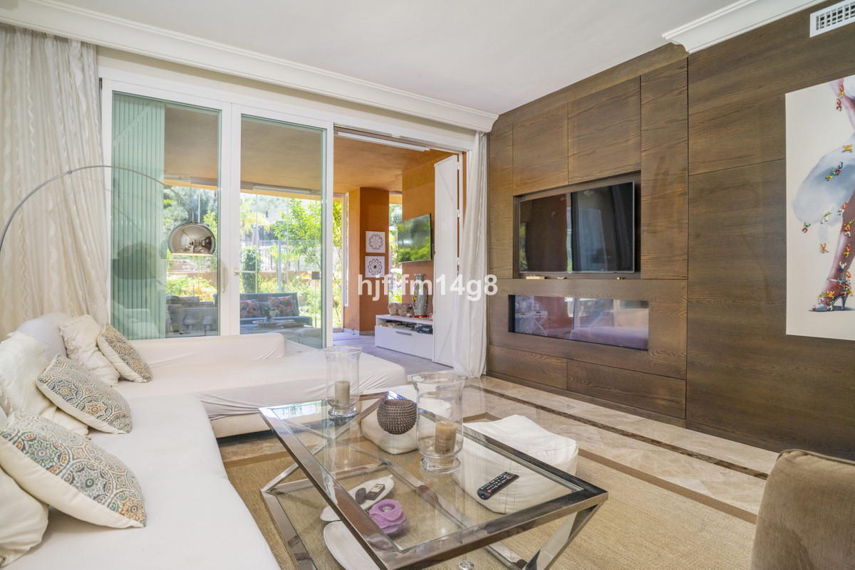Appartement te koop in Nueva Andalucía | 3 slaapkamers H5396758