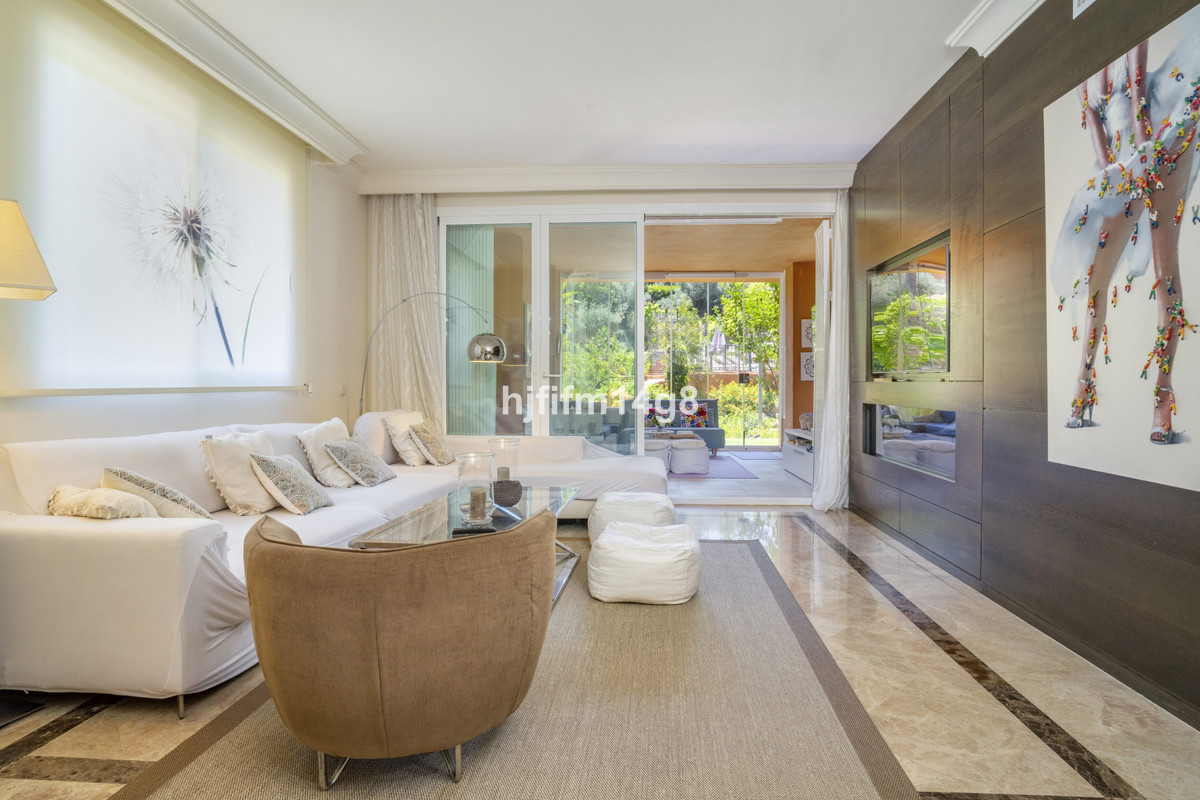 Appartement te koop in Nueva Andalucía | 3 slaapkamers H5396758