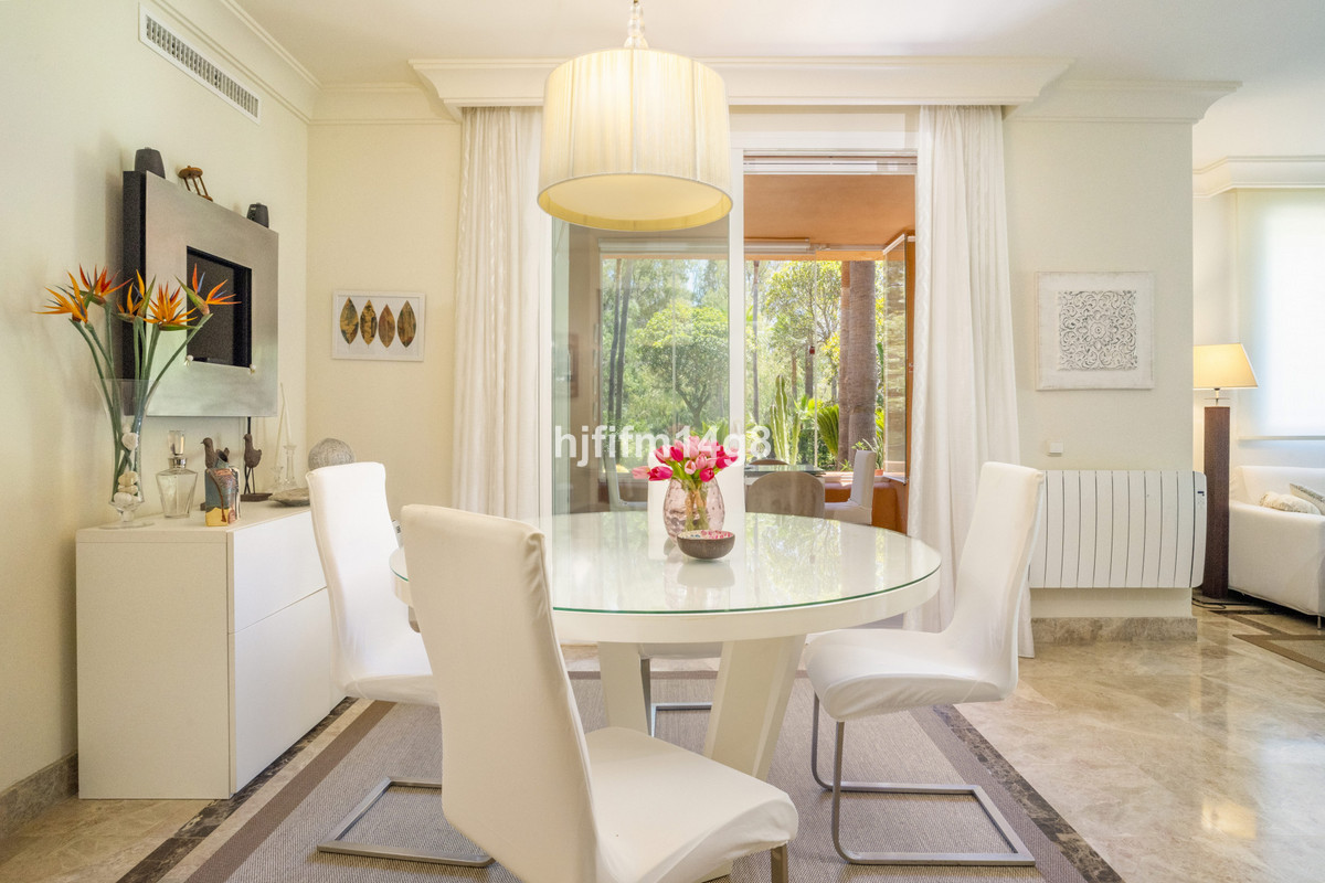 Appartement te koop in Nueva Andalucía | 3 slaapkamers H5396758