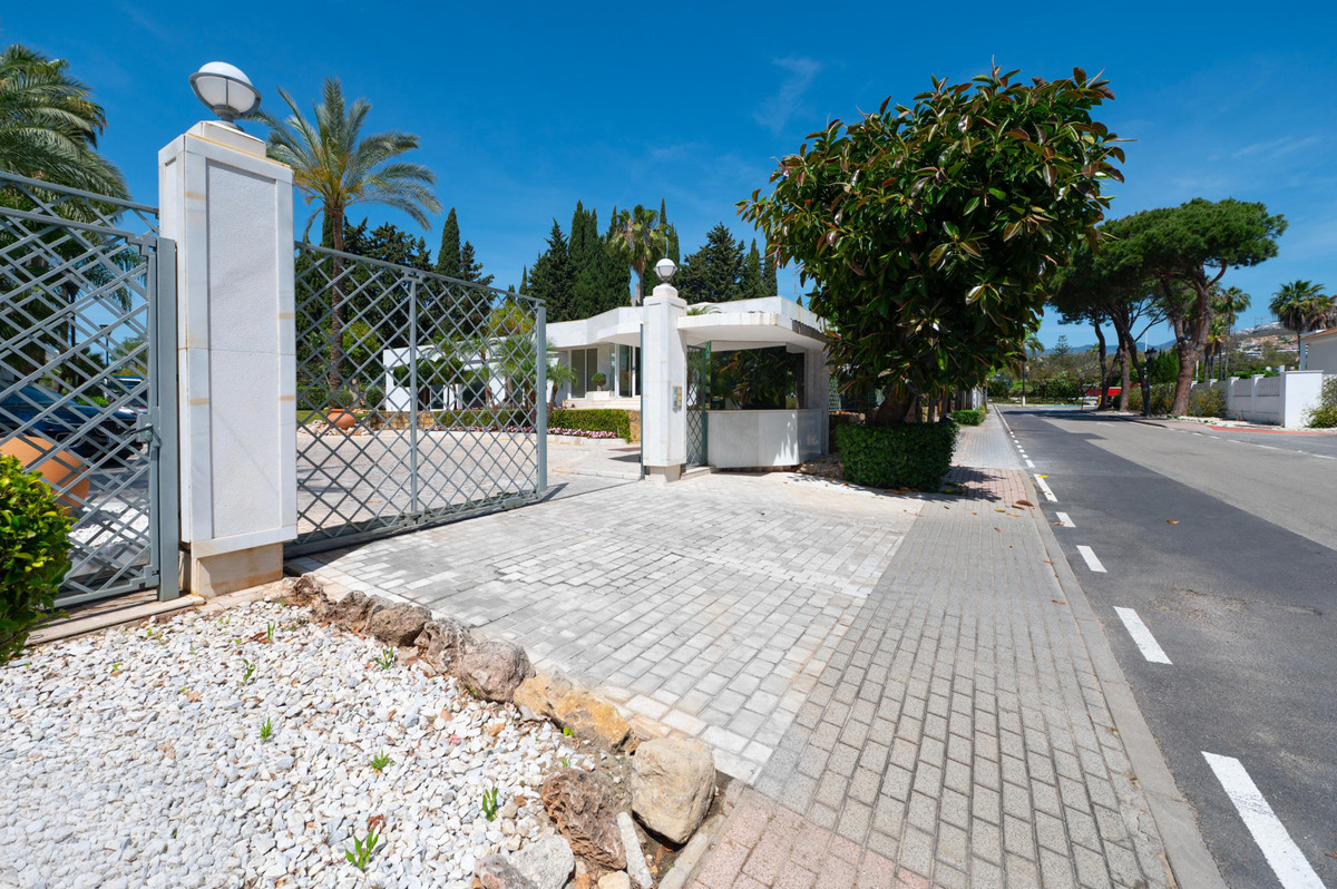 Appartement te koop in Nueva Andalucía | 4 slaapkamers H5396830