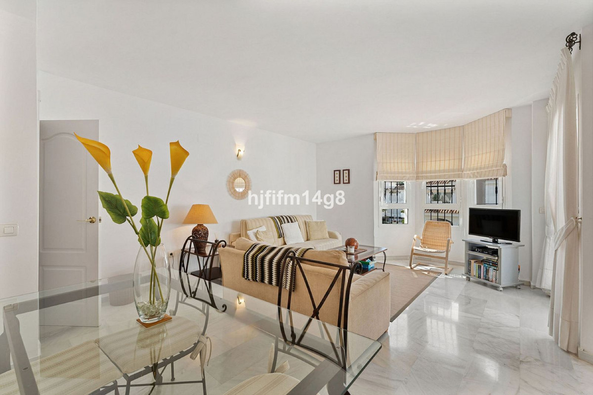 Appartement te koop in Nueva Andalucía | 1 slaapkamers H5399746