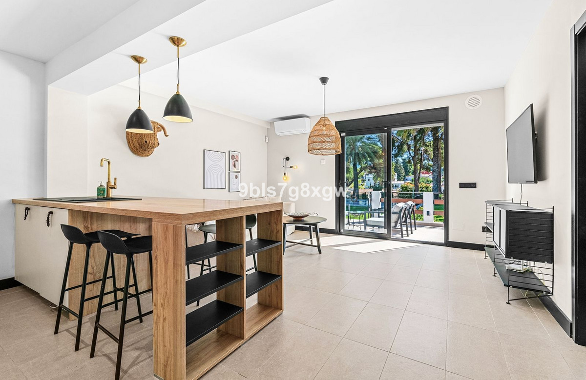 Appartement te koop in Nueva Andalucía | 2 slaapkamers H5399758