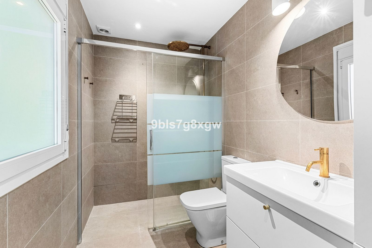 Appartement te koop in Nueva Andalucía | 2 slaapkamers H5399758