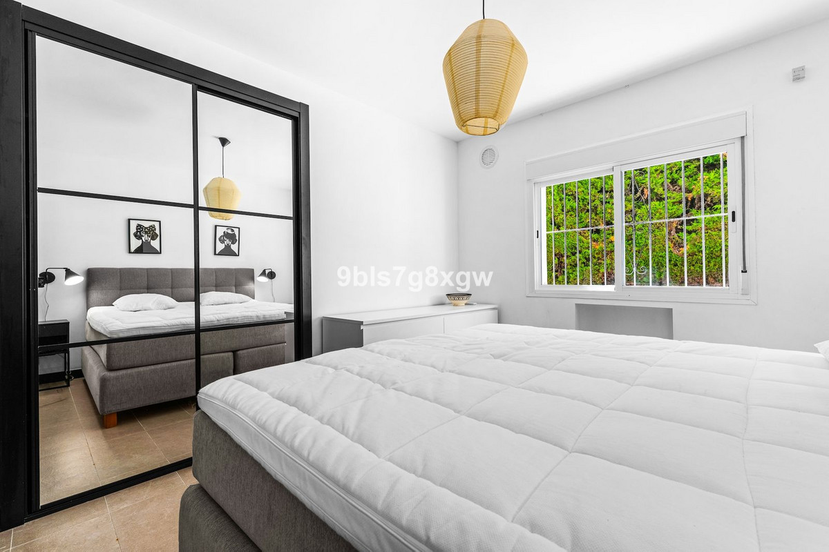 Appartement te koop in Nueva Andalucía | 2 slaapkamers H5399758