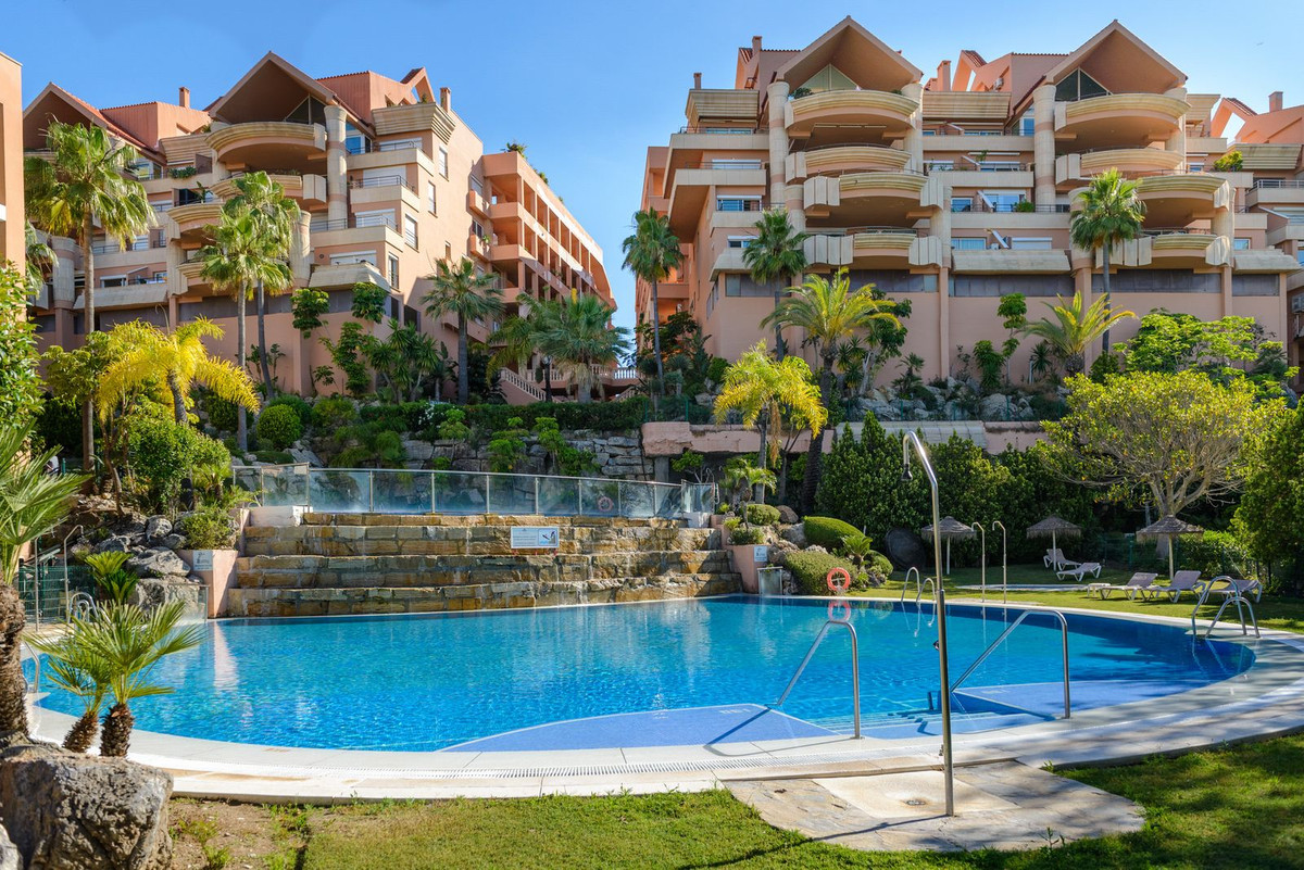 Appartement te koop in Nueva Andalucía | 3 slaapkamers H5399809