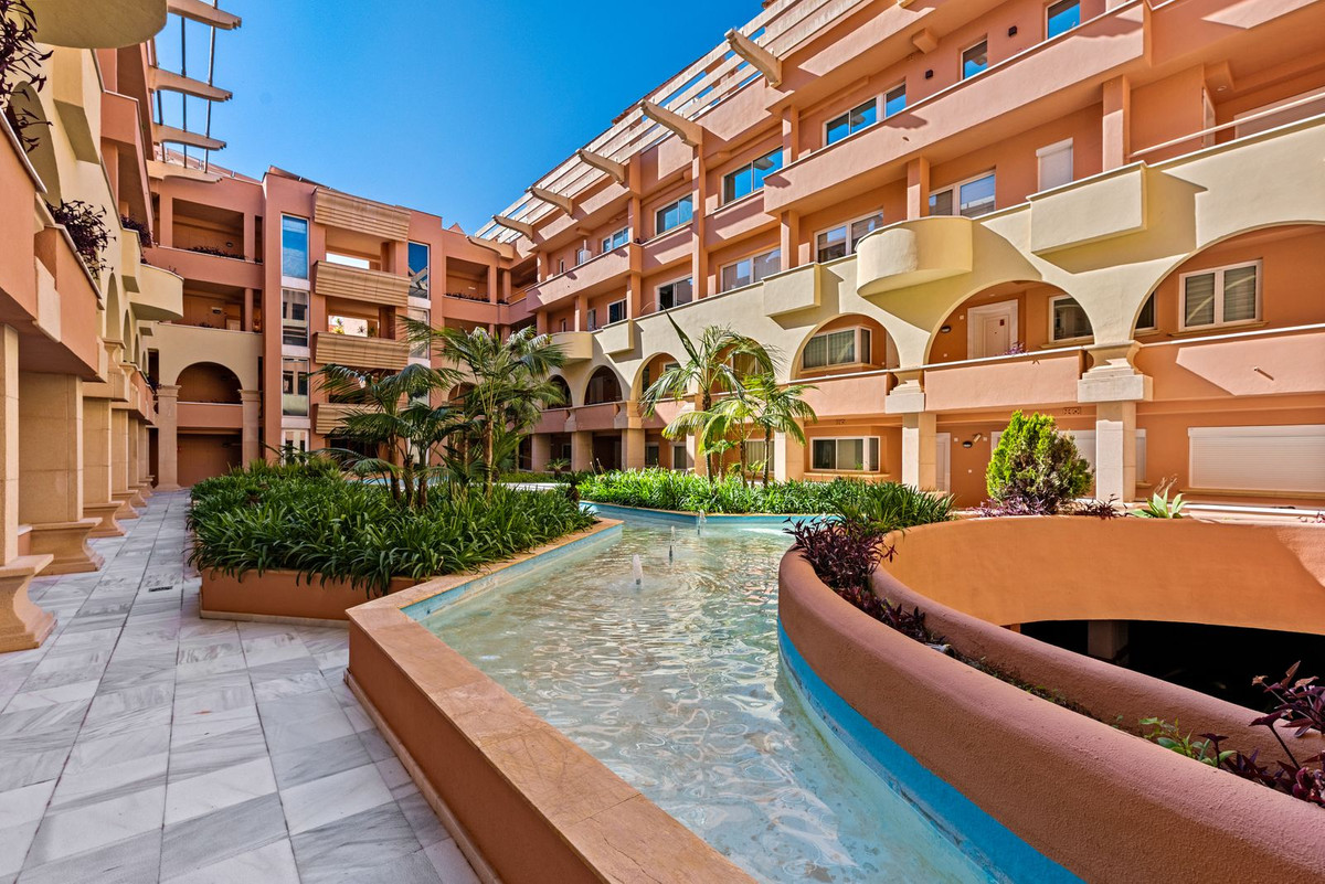 Appartement te koop in Nueva Andalucía | 3 slaapkamers H5399809