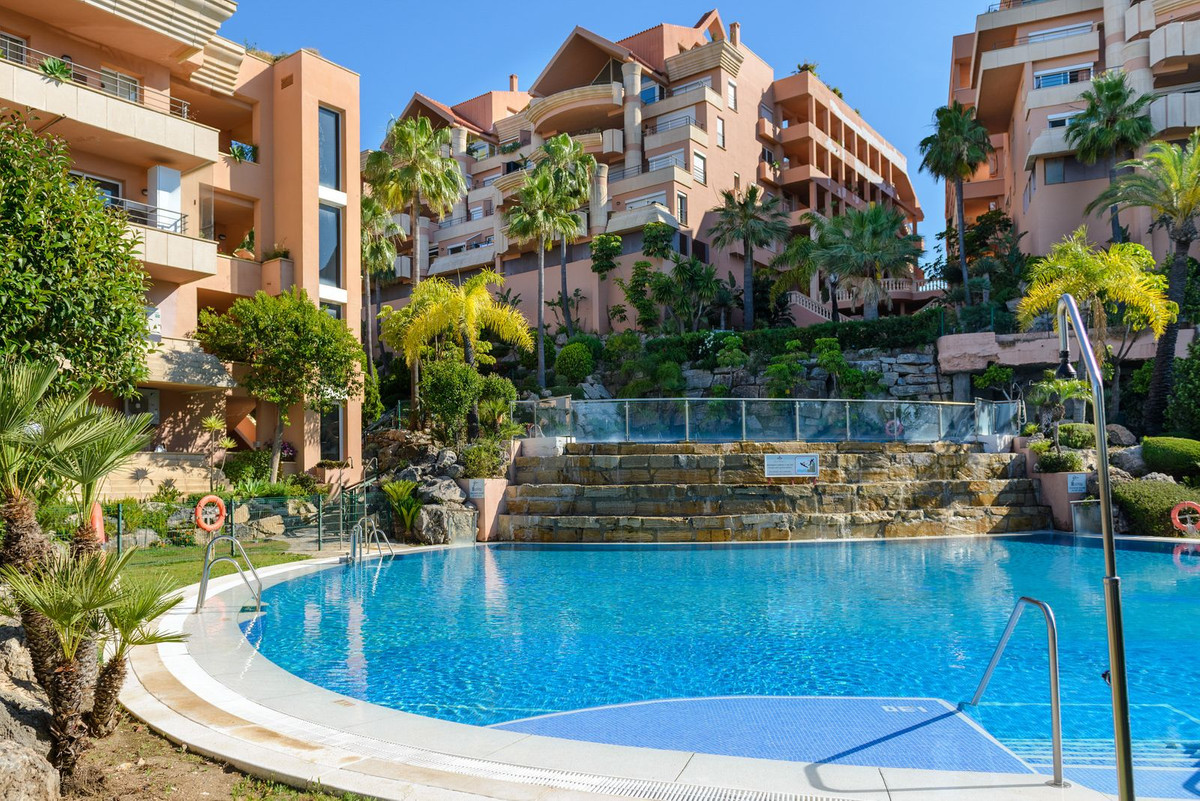Appartement te koop in Nueva Andalucía | 3 slaapkamers H5399809