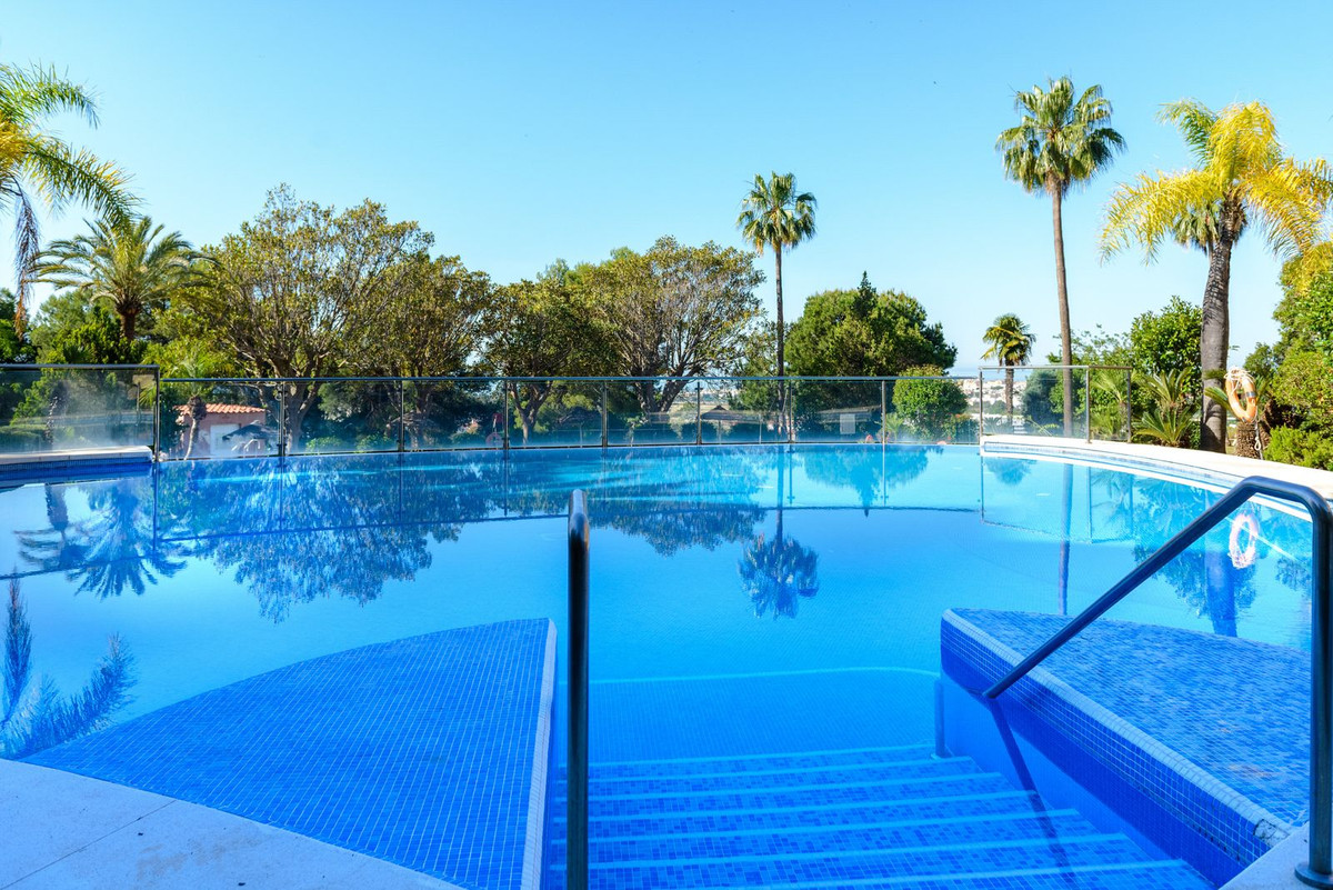 Appartement te koop in Nueva Andalucía | 3 slaapkamers H5399809