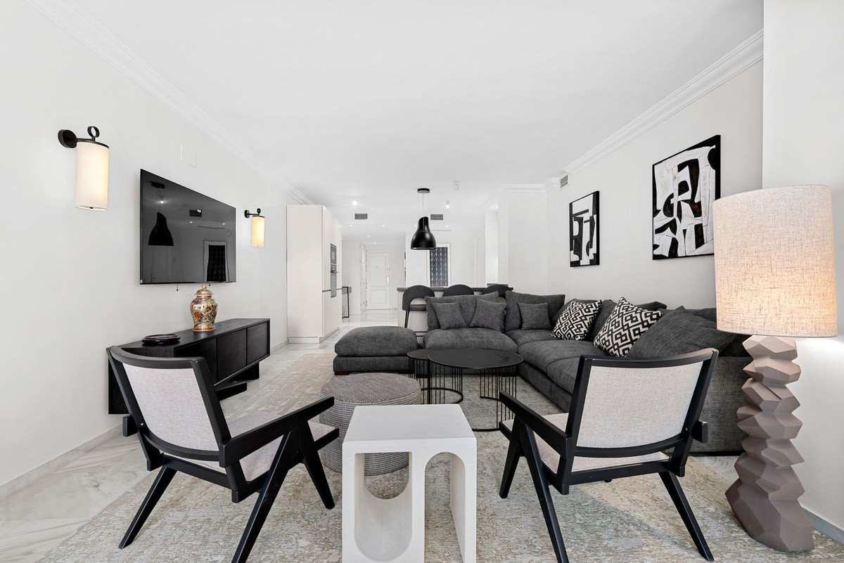 Appartement te koop in Nueva Andalucía | 3 slaapkamers H5399809