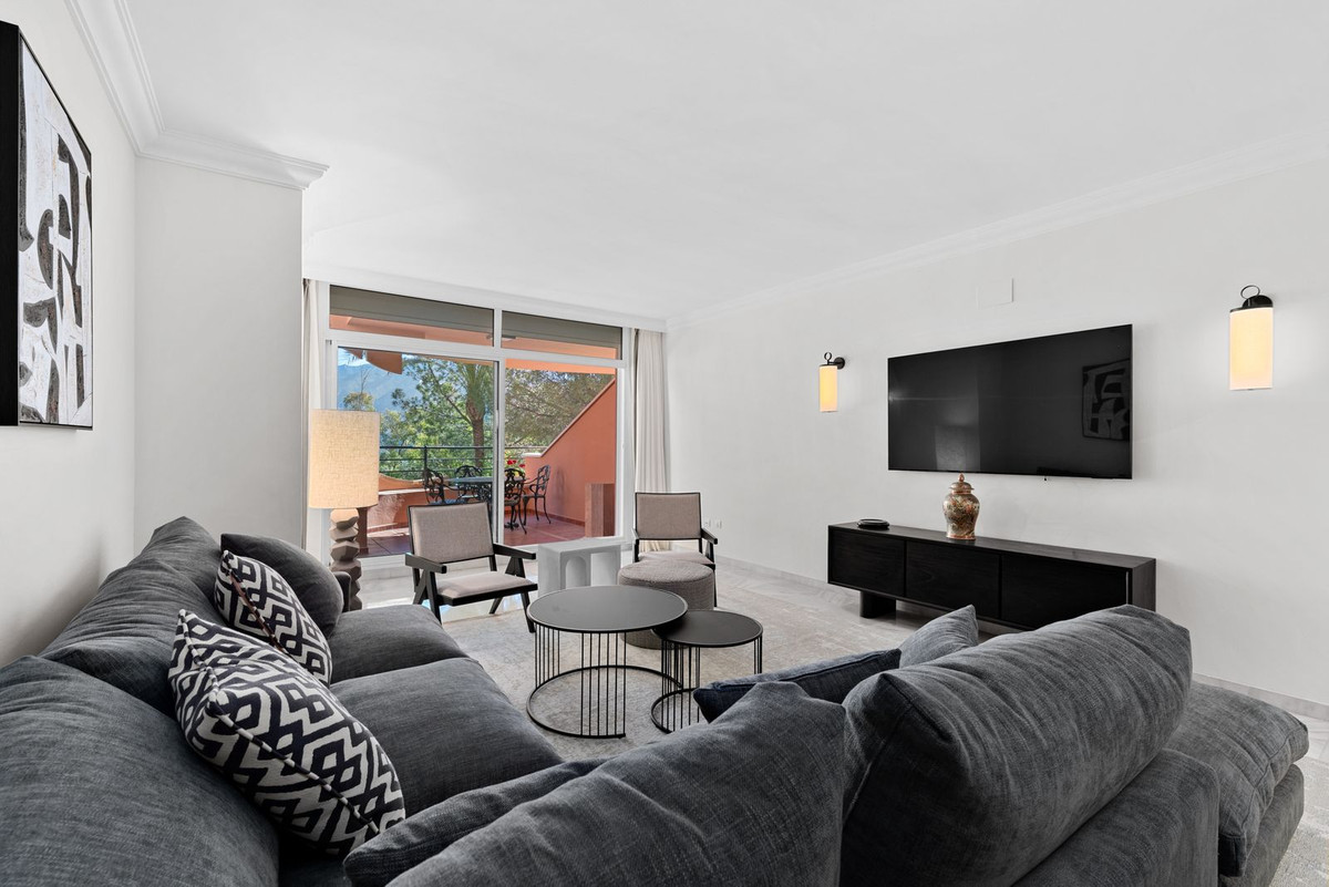 Appartement te koop in Nueva Andalucía | 3 slaapkamers H5399809