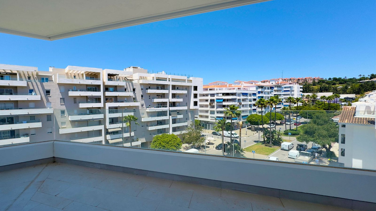 Appartement te koop in Nueva Andalucía | 3 slaapkamers H5401054