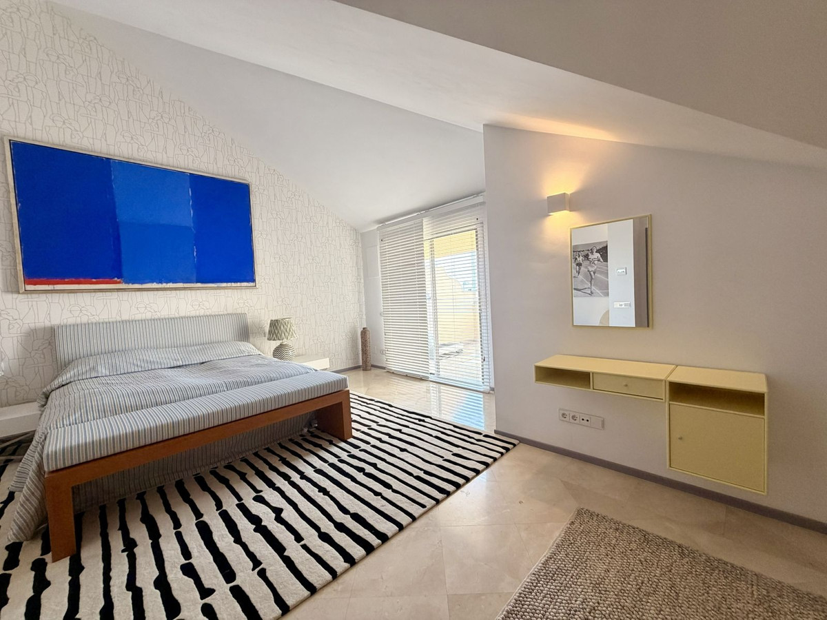 Appartement te koop in Nueva Andalucía | 4 slaapkamers H5401237