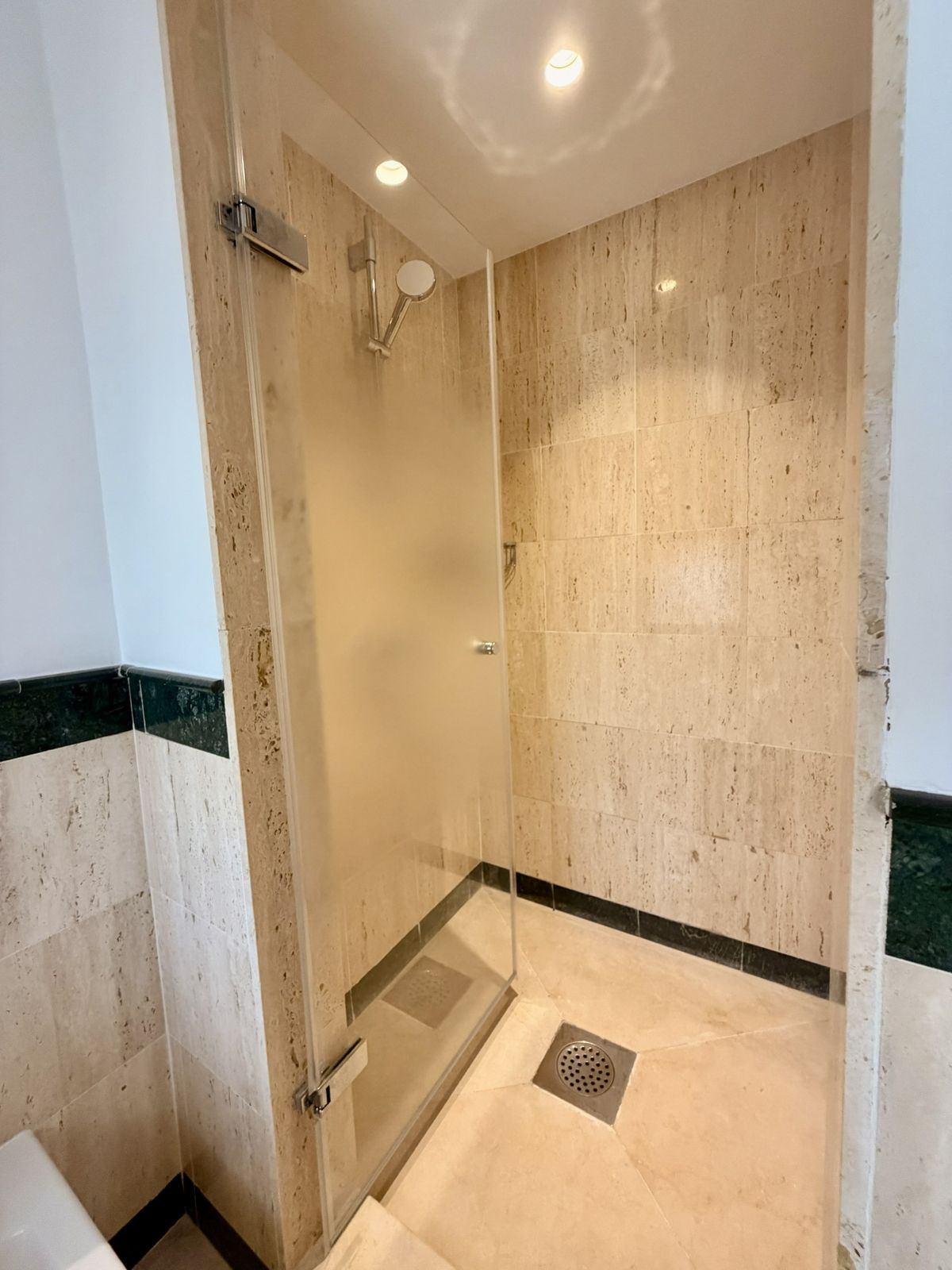 Appartement te koop in Nueva Andalucía | 4 slaapkamers H5401237