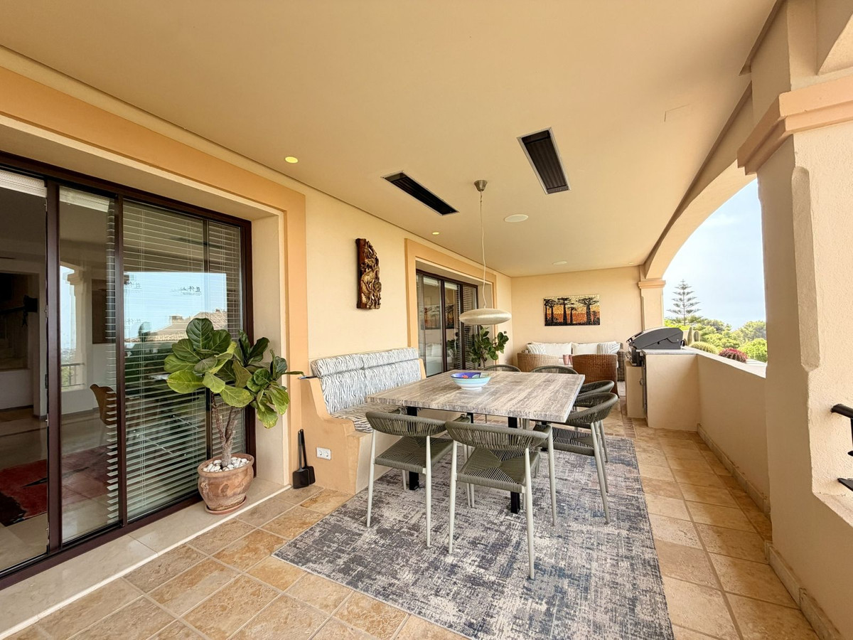 Appartement te koop in Nueva Andalucía | 4 slaapkamers H5401237