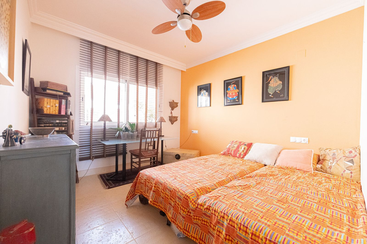 Appartement te koop in Nueva Andalucía | 3 slaapkamers H5402008