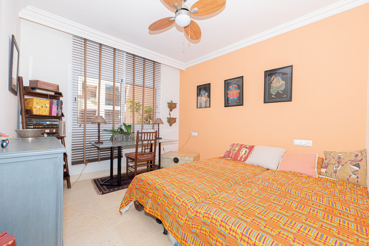 Appartement te koop in Nueva Andalucía | 3 slaapkamers H5402008