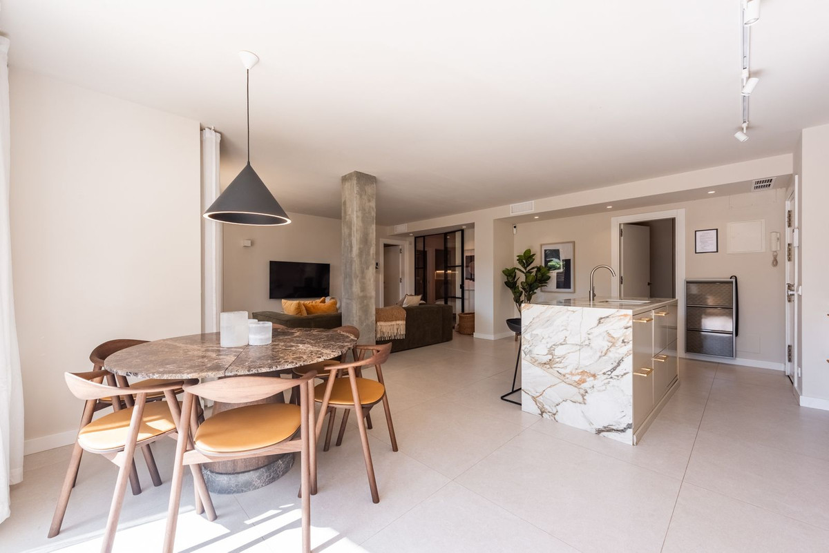 Appartement te koop in Nueva Andalucía | 3 slaapkamers H5402278
