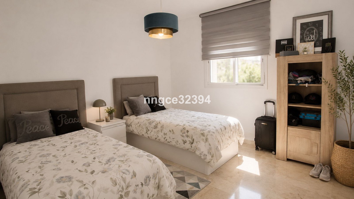 Appartement te koop in Nueva Andalucía | 2 slaapkamers H5402287