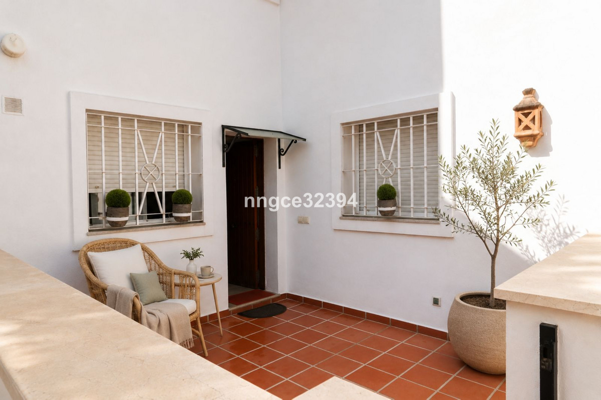 Appartement te koop in Nueva Andalucía | 2 slaapkamers H5402287