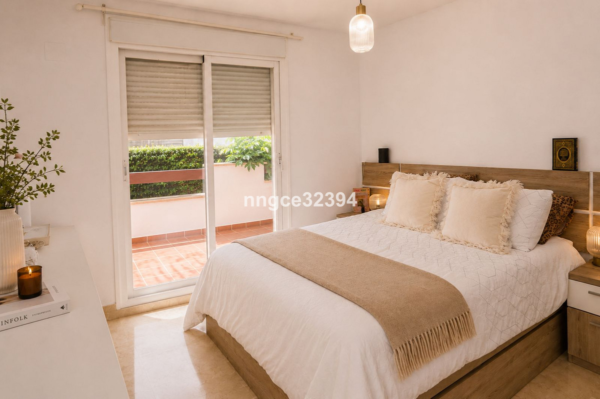 Appartement te koop in Nueva Andalucía | 2 slaapkamers H5402287