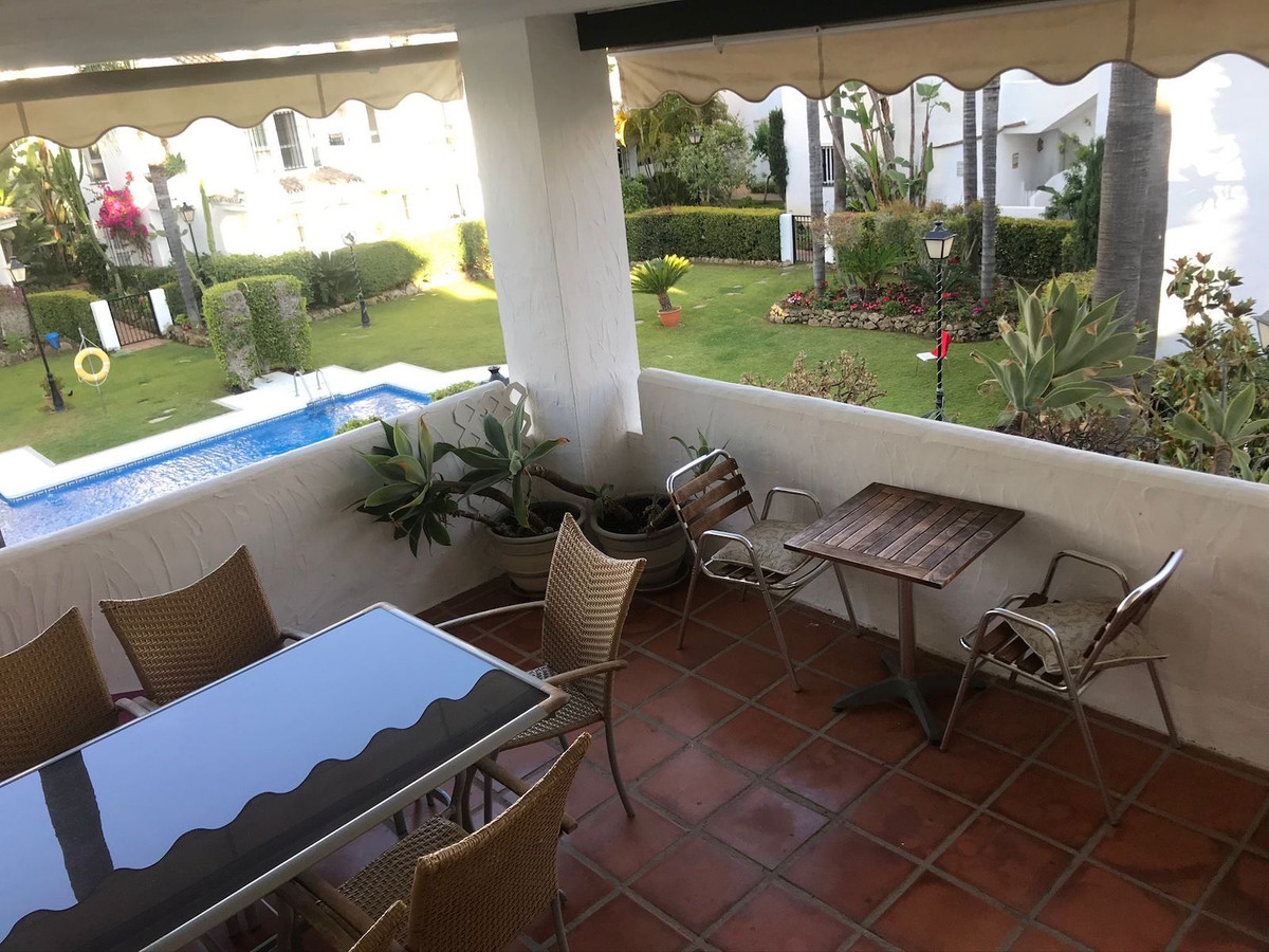 Appartement te koop in Nueva Andalucía | 2 slaapkamers H5406250