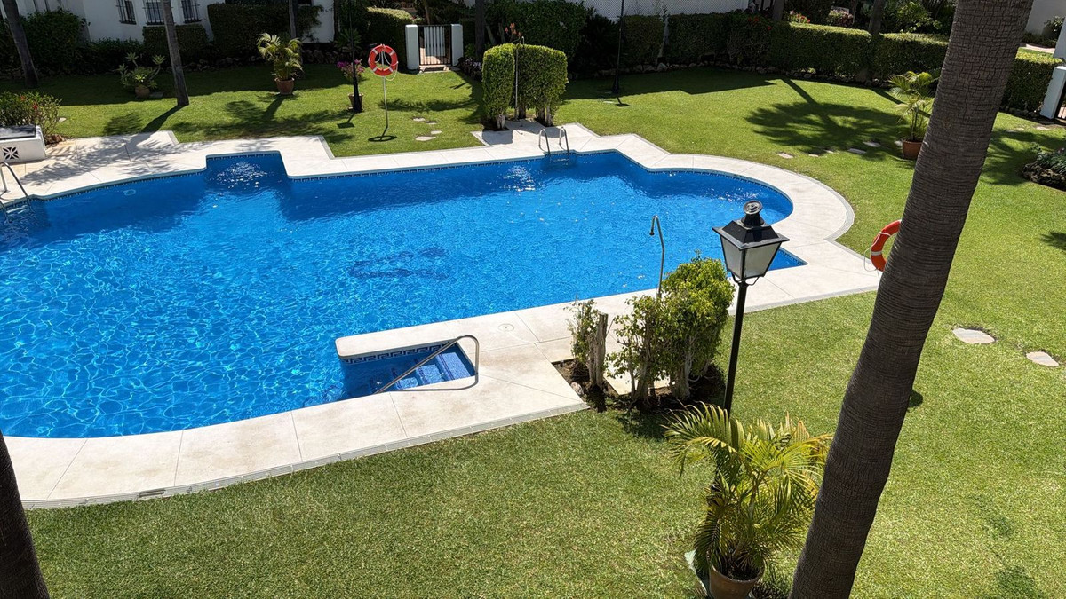 Appartement te koop in Nueva Andalucía | 2 slaapkamers H5406250