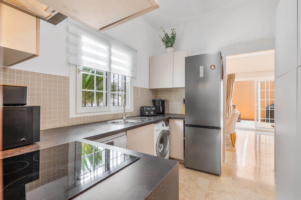 Appartement te koop in Nueva Andalucía | 3 slaapkamers H5406901