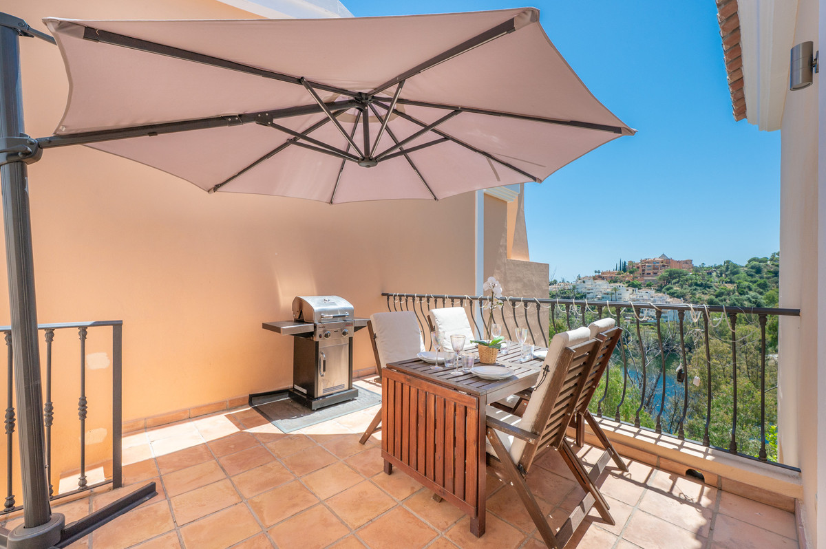 Appartement te koop in Nueva Andalucía | 3 slaapkamers H5406901