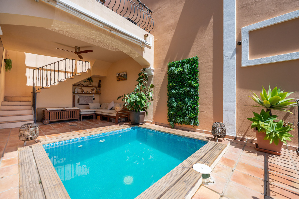 Appartement te koop in Nueva Andalucía | 3 slaapkamers H5406901