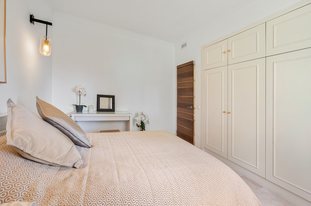 Appartement te koop in Nueva Andalucía | 3 slaapkamers H5406901