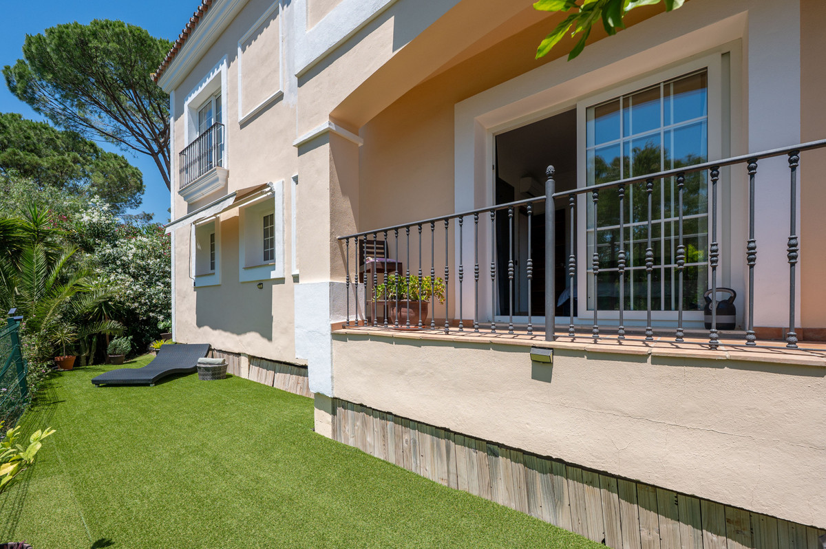 Appartement te koop in Nueva Andalucía | 3 slaapkamers H5406901