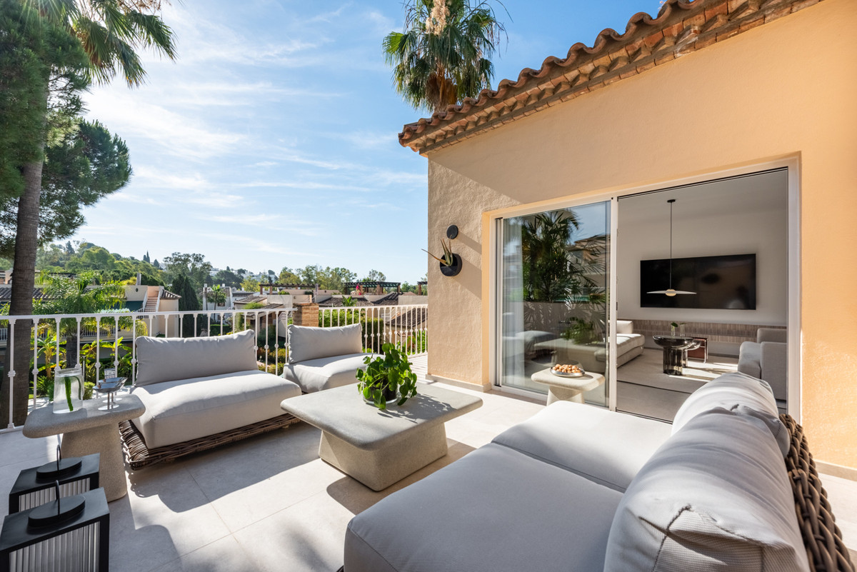 Appartement te koop in Nueva Andalucía | 3 slaapkamers H5406937