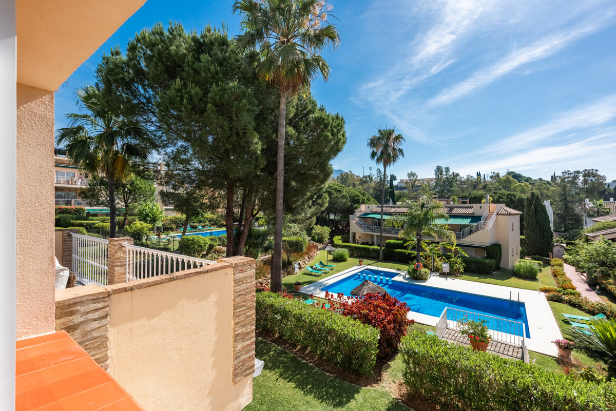 Appartement te koop in Nueva Andalucía | 3 slaapkamers H5406937