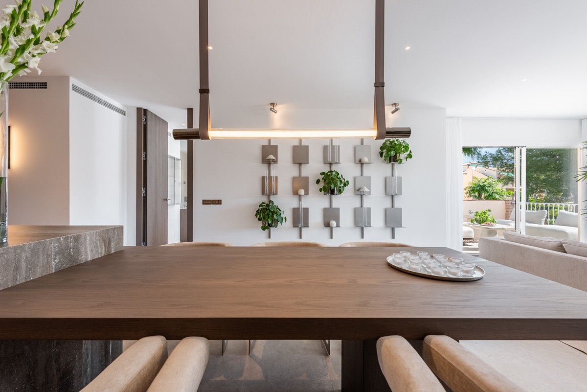 Appartement te koop in Nueva Andalucía | 3 slaapkamers H5406937