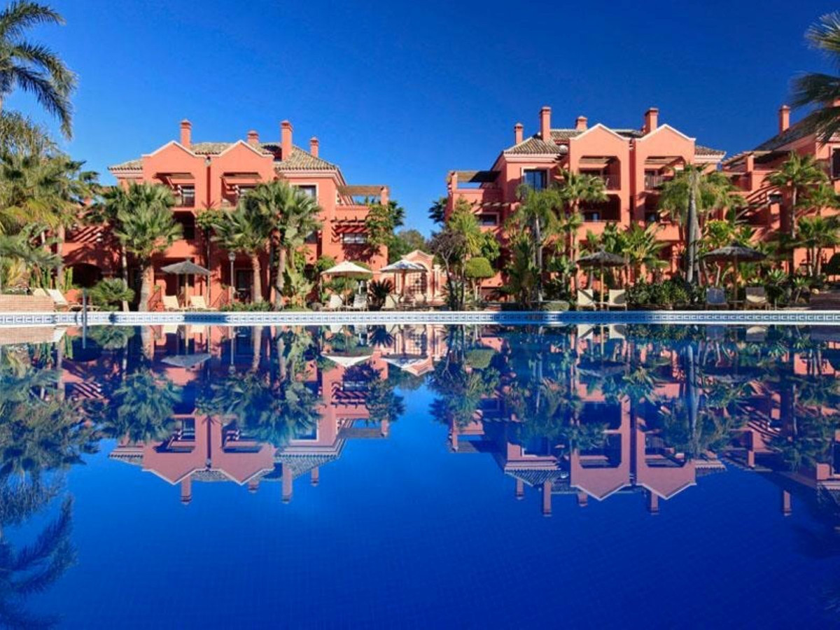 Appartement te koop in Nueva Andalucía | 2 slaapkamers H5407990