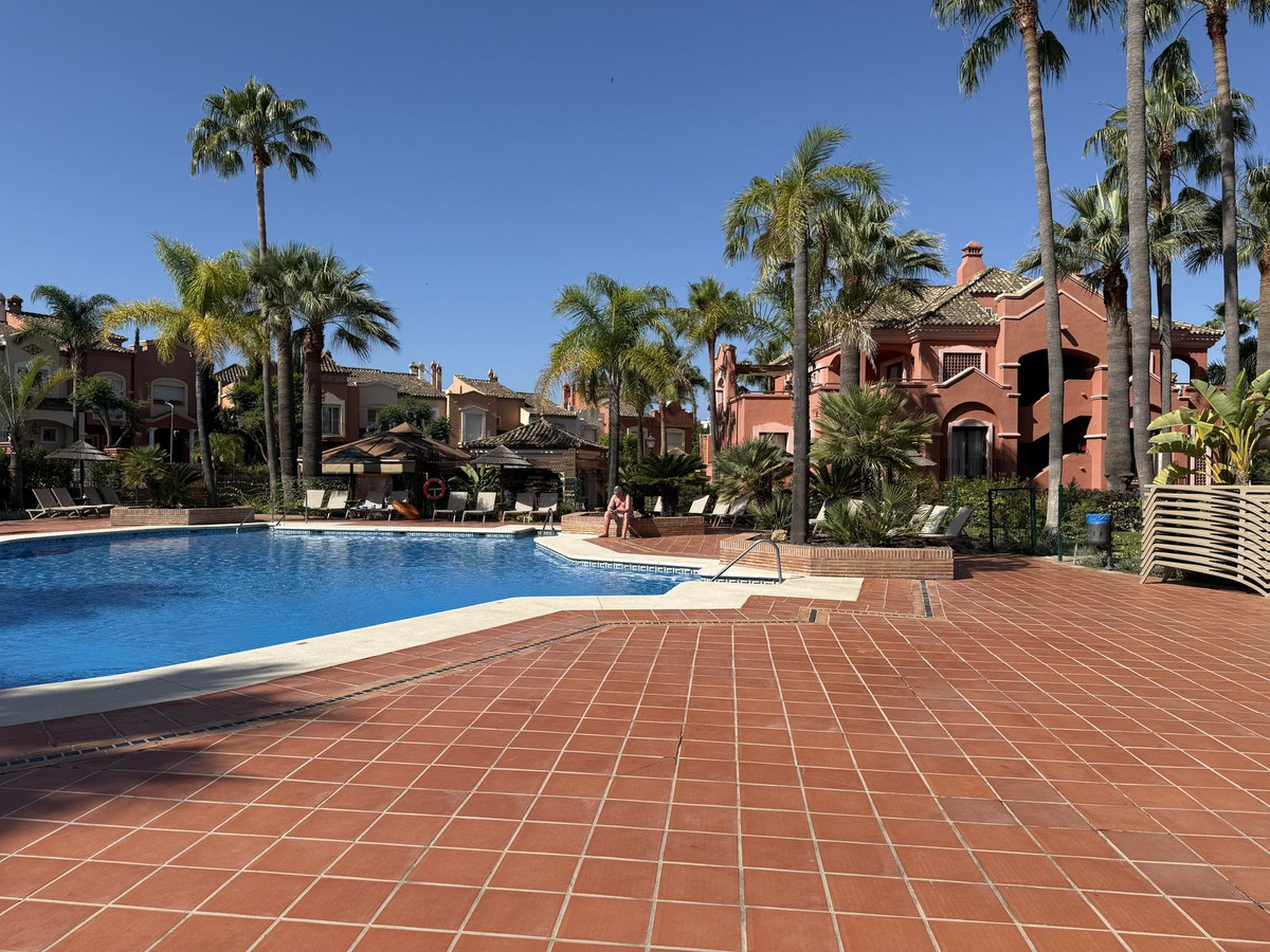 Appartement te koop in Nueva Andalucía | 2 slaapkamers H5407990