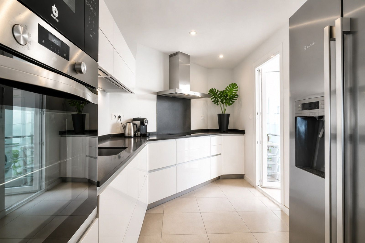 Appartement te koop in Nueva Andalucía | 3 slaapkamers H5411686