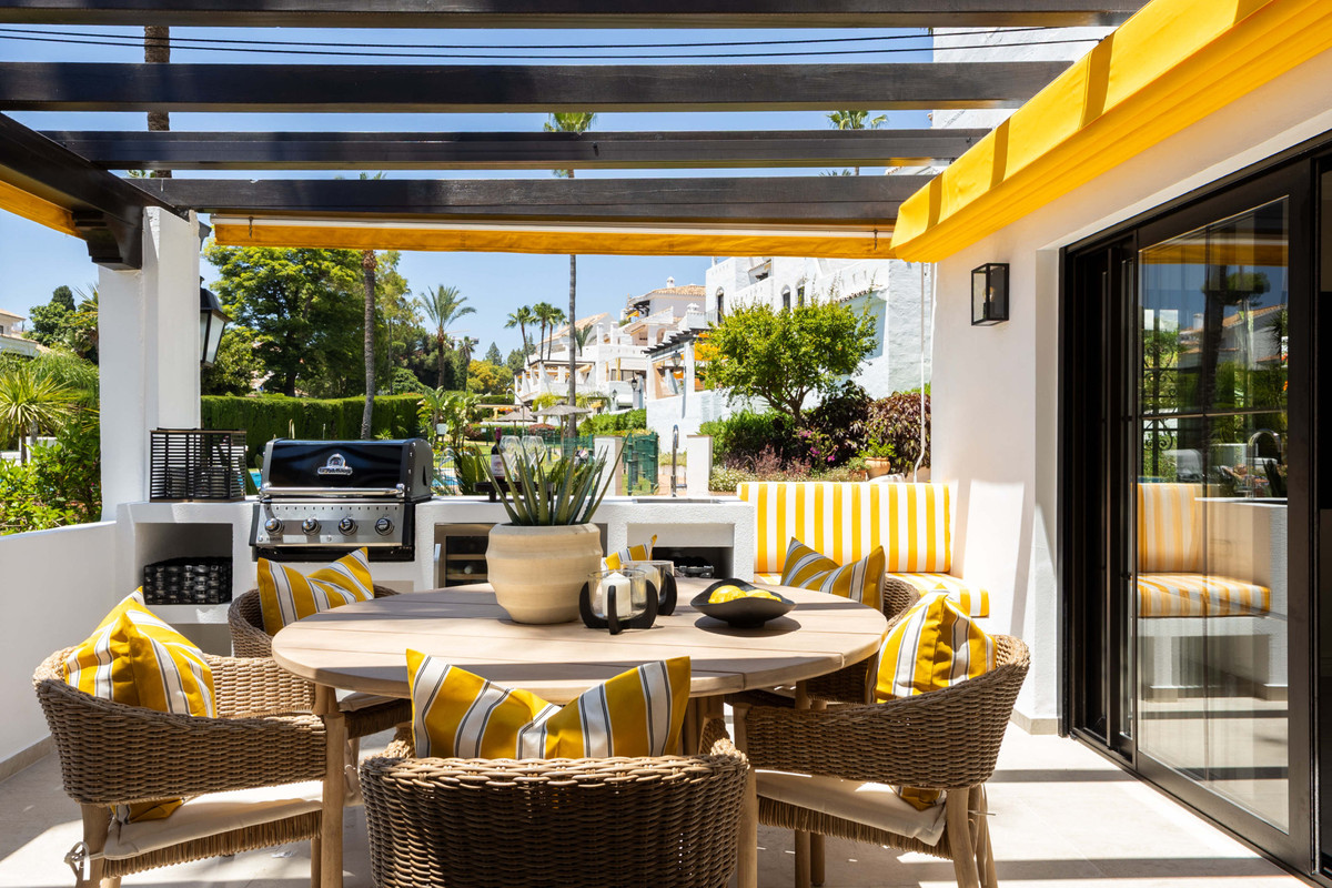 Appartement te koop in Nueva Andalucía | 3 slaapkamers H5413564