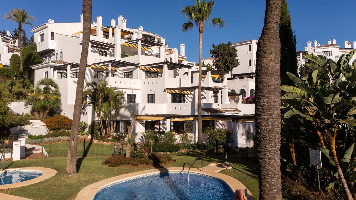 Appartement te koop in Nueva Andalucía | 3 slaapkamers H5413564