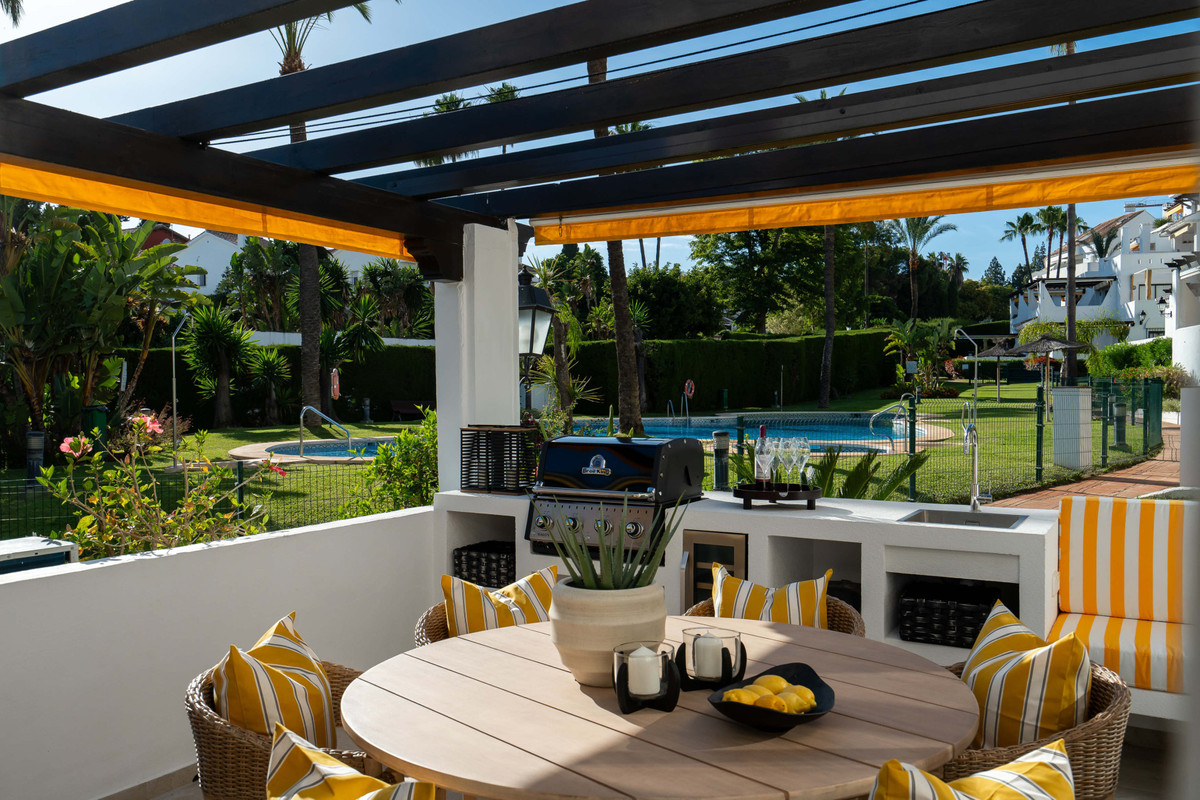 Appartement te koop in Nueva Andalucía | 3 slaapkamers H5413564