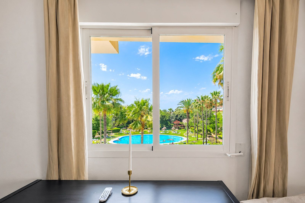 Appartement te koop in Nueva Andalucía | 3 slaapkamers H5414161