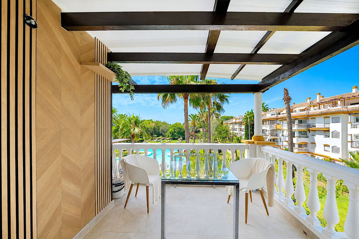 Appartement te koop in Nueva Andalucía | 3 slaapkamers H5414161