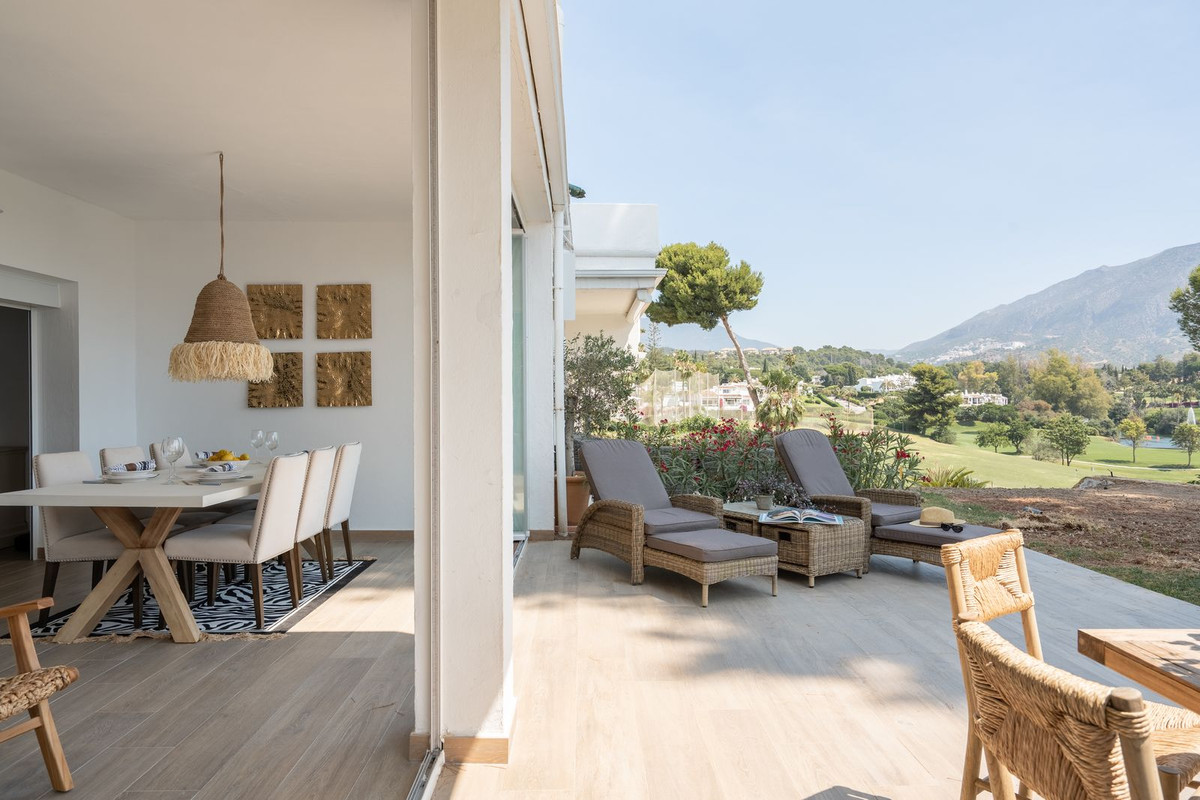Appartement te koop in Nueva Andalucía | 2 slaapkamers H5414431
