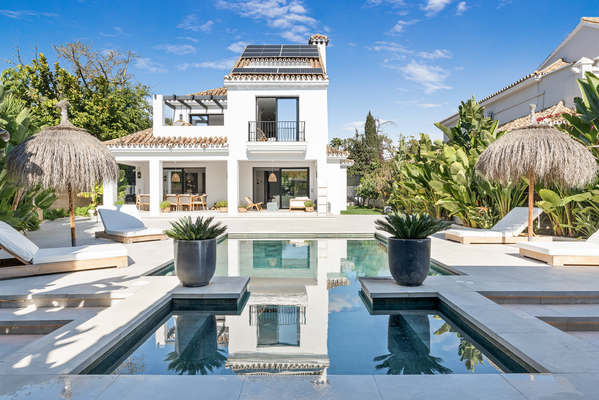 Appartement te koop in Nueva Andalucía | 6 slaapkamers H5421445
