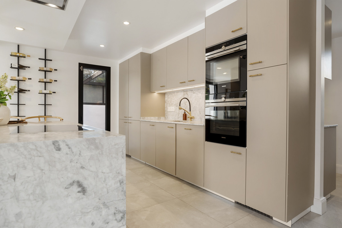 Appartement te koop in Nueva Andalucía | 6 slaapkamers H5421445