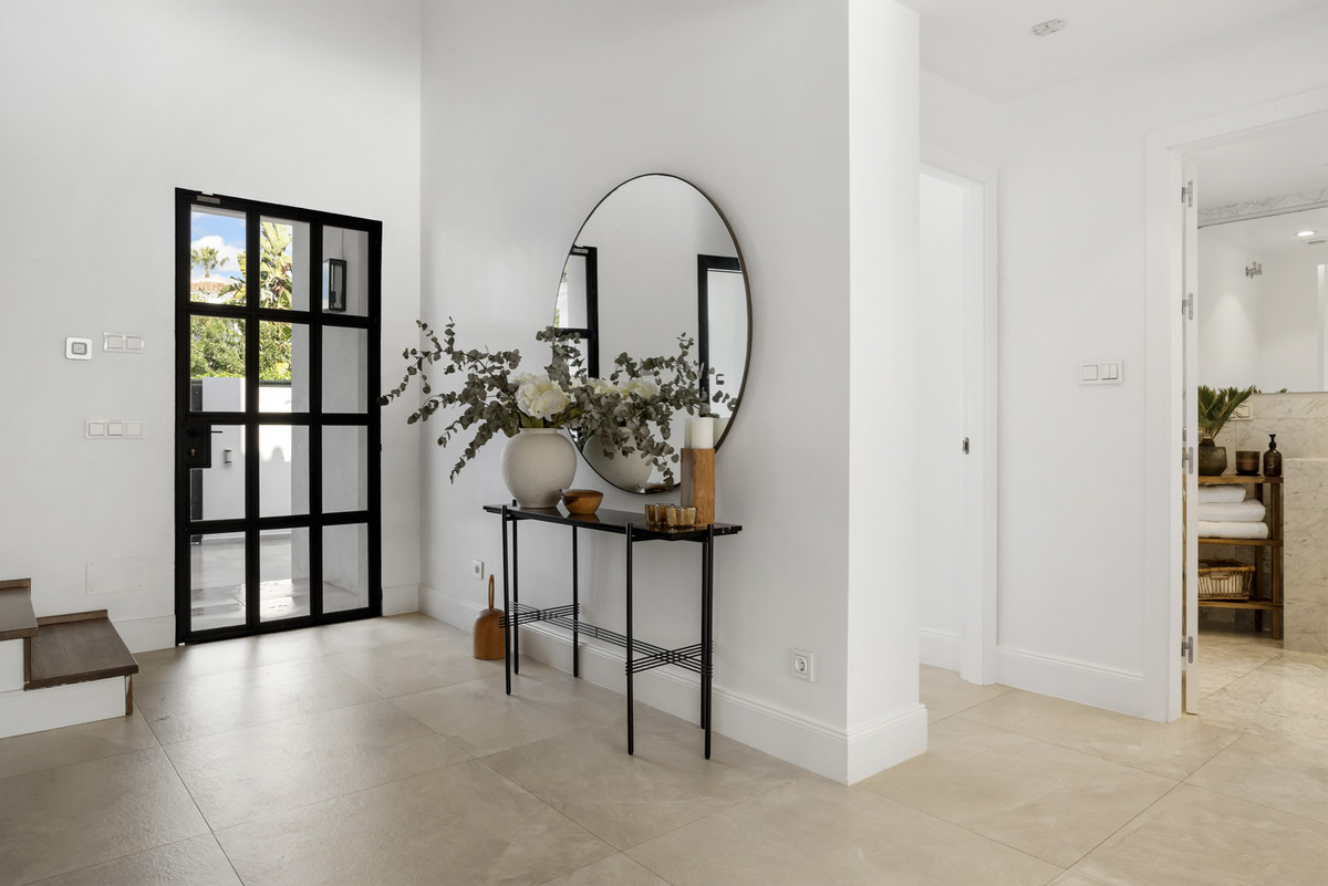 Appartement te koop in Nueva Andalucía | 6 slaapkamers H5421445