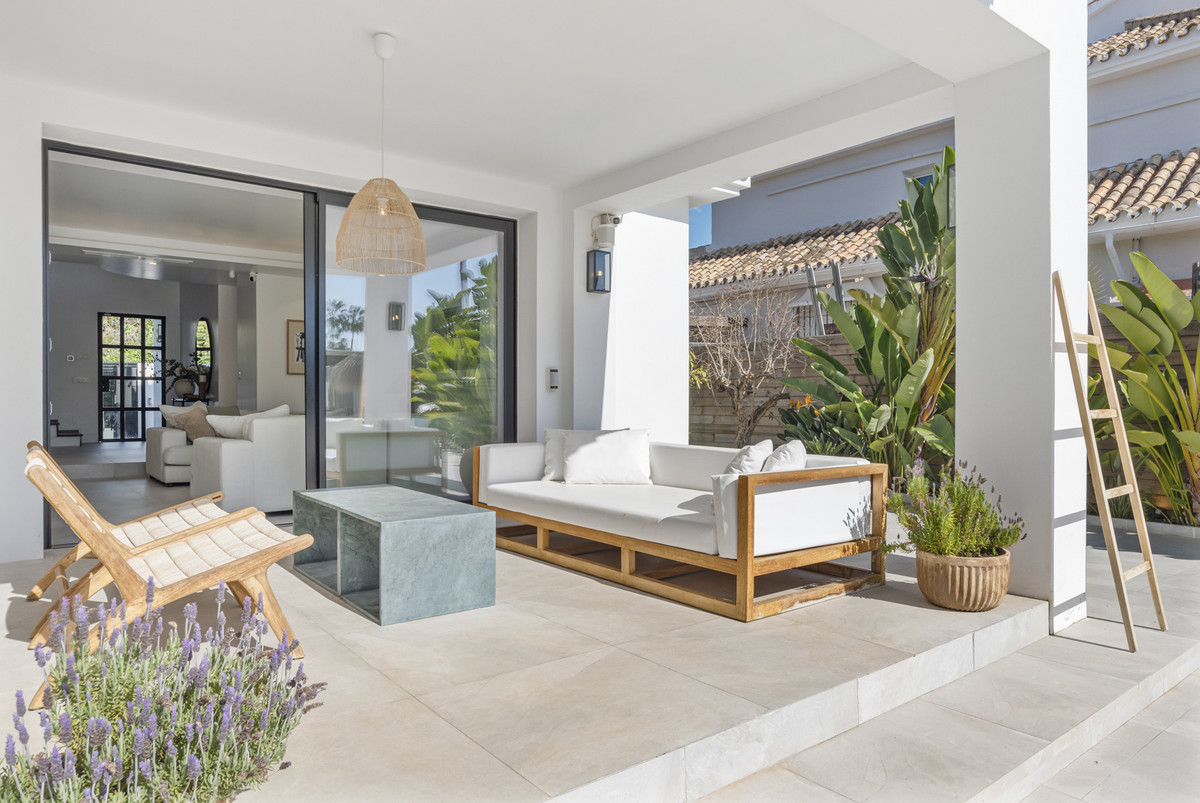 Appartement te koop in Nueva Andalucía | 6 slaapkamers H5421445