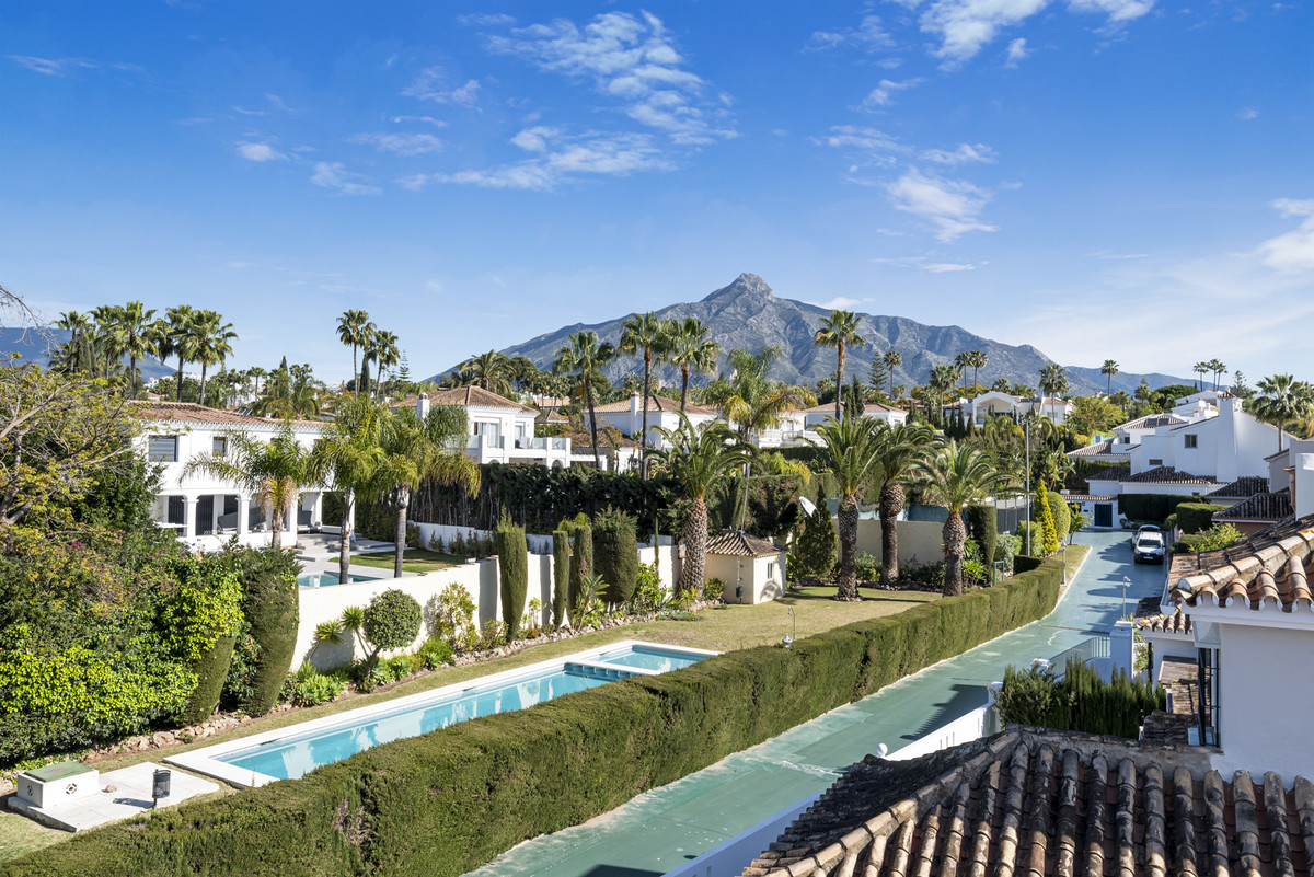 Appartement te koop in Nueva Andalucía | 6 slaapkamers H5421445