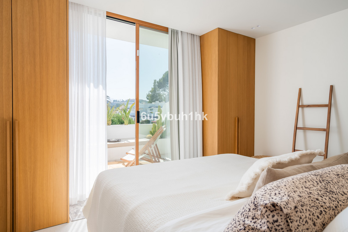 Appartement te koop in Nueva Andalucía | 4 slaapkamers H5421829