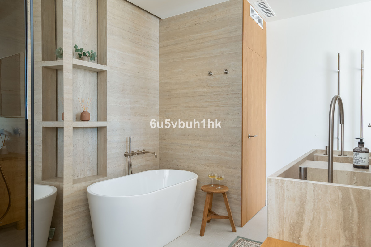 Appartement te koop in Nueva Andalucía | 4 slaapkamers H5421829